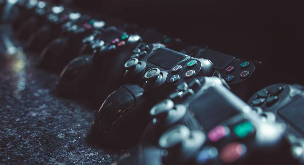 Trouver les meilleures offres locales sur les consoles next-gen avec un comparateur de prix fiable et actualisé