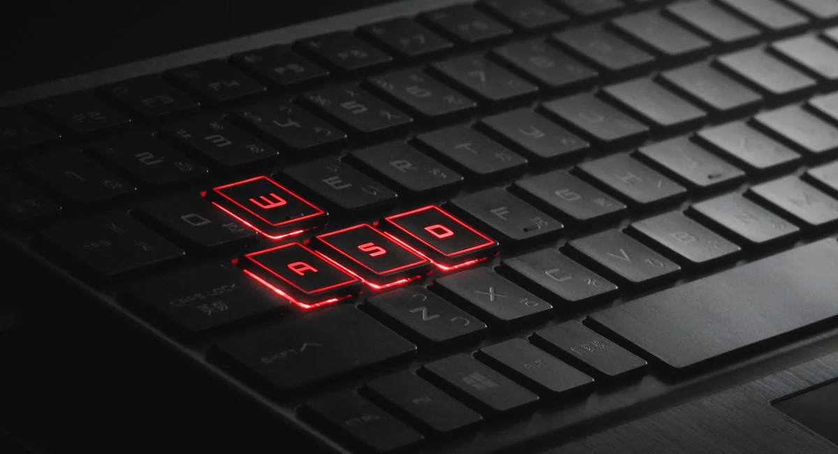 Acheter un gaming pc portable pas cher sans se tromper : les vraies priorités avant l'écran 144 Hz
