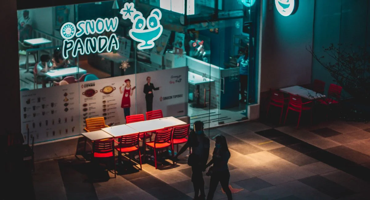 Découvrir les horaires d'ouverture de votre boutique de jeux vidéo dans votre région nécessite une stratégie bien pensée, entre consultations directes et alternatives numériques
